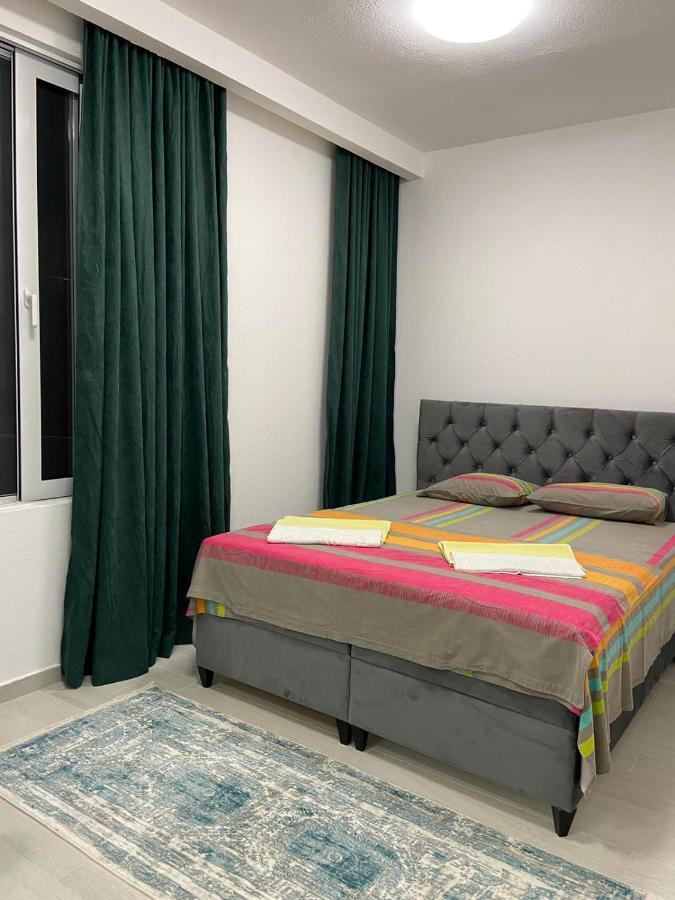 Id Apartments Tivat Exterior photo