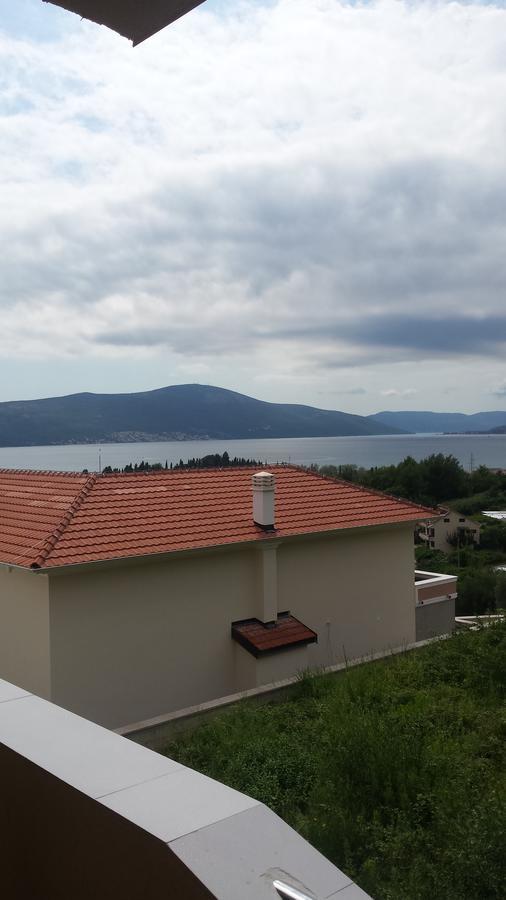 Id Apartments Tivat Exterior photo