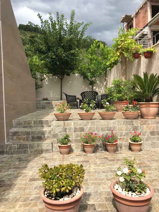 Id Apartments Tivat Exterior photo